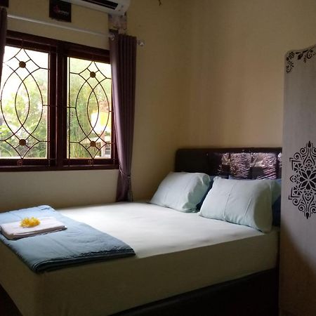 Kadek Jingga House - 3 Bedroom By Bijak Ungasan Esterno foto